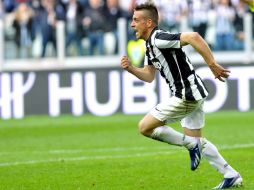 Emanuele Giaccherini celebra el gol del triunfo de los ''bianconeri''. AP /