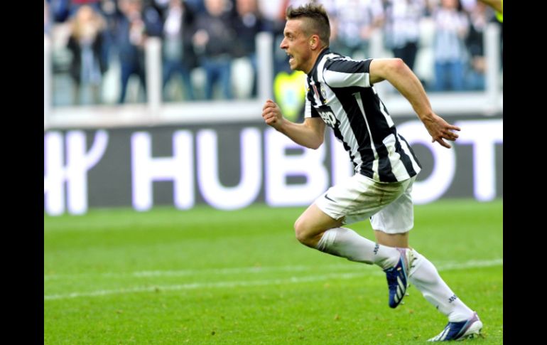 Emanuele Giaccherini celebra el gol del triunfo de los ''bianconeri''. AP /