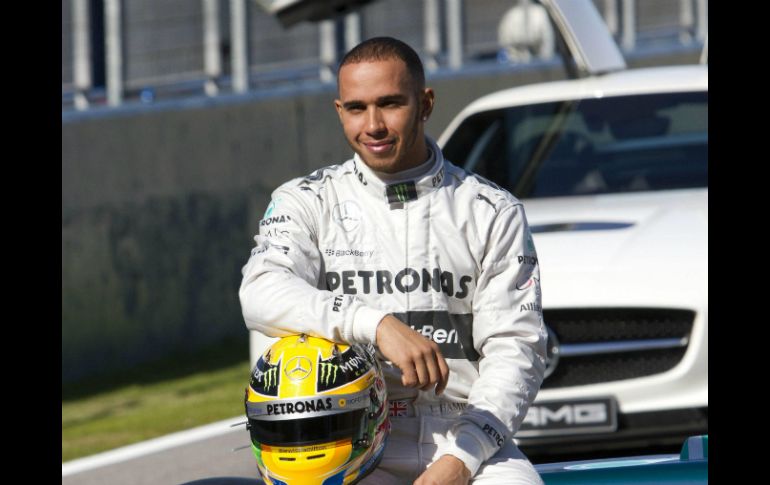 Hamilton está en Mercedes con la obligación de pelear el campeonato. ARCHIVO /