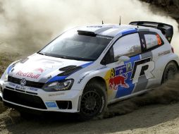 Ogier aprovecha las ausencias de Sebastian Loeb para coronarse en cada etapa. EFE /