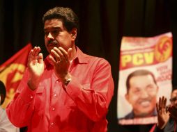 Maduro ha usado la imagen de Chávez en su campaña electoral. EFE /