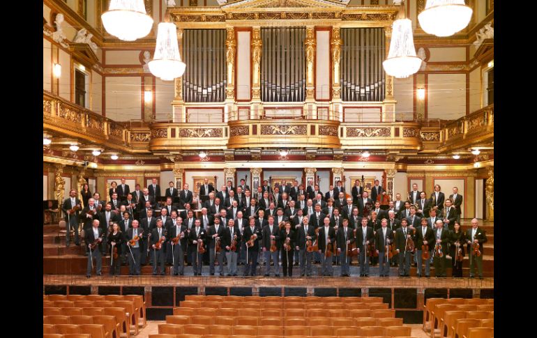 Integrantes actuales de la Filarmónica de Viena. Foto tomada de su página. ESPECIAL /