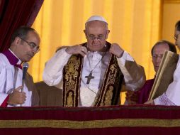 El historiador explica que la función del Papa es la de todo líder, que da cohesión, dirección, marca las pautas y señala las metas. EFE /