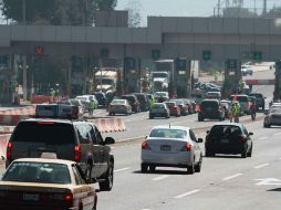 Se agilizará el tránsito vehicual en las 135 plazas de cobro y en los 35 puentes que opera el organismo. ARCHIVO /