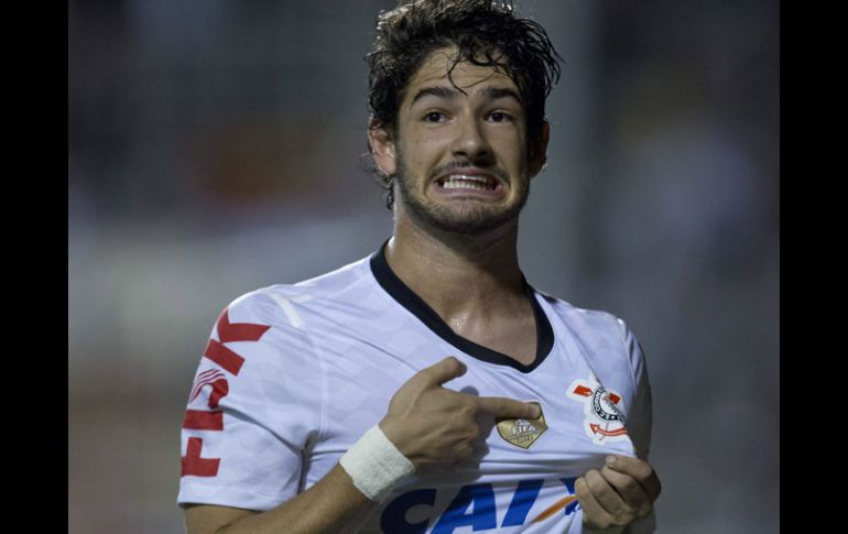 Alexandre Pato fue el autor del primer gol del 'Timao'. EFE /