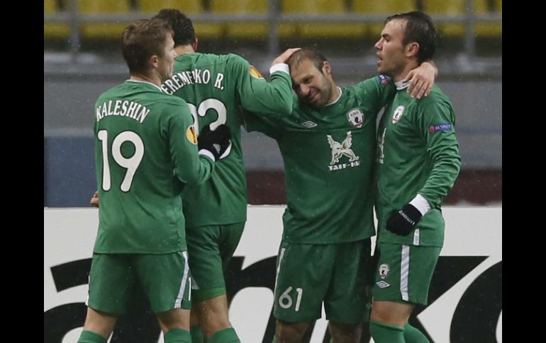 Jugadores del Rubín Kazan celebran una de las dos anotaciones. EFE /