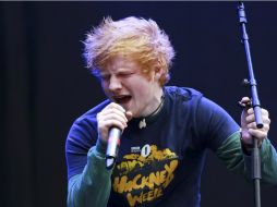 El cantante inglés Ed Sheeran asegura que Harry Styles es uno de sus mejores amigos. ARCHIVO /