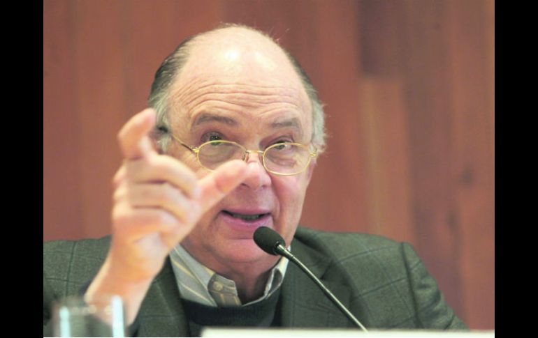 Discípulo. Enrique Krauze alabó la capacidad de su maestro de analizar con sencillez las cosas más complicadas. EL INFORMADOR /