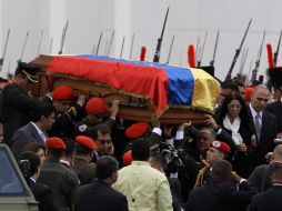 Los restos del presidente venezolano Hugo Chávez llegaron al Museo Histórico Militar. ARCHIVO /