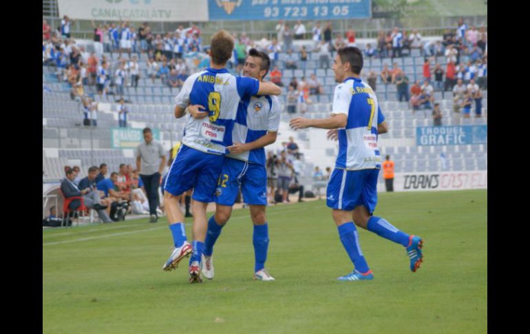 Aníbal Zurdo espera convertir para ayudar a su equipo a luchar por el ascenso. ESPECIAL /