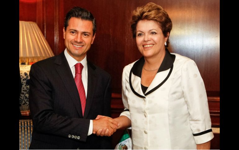 Enrique Peña Nieto y su similar Dilma Rousseff, entre otras cosas, se llegaron a dicho acuerdo en la CELAC. ARCHIVO /