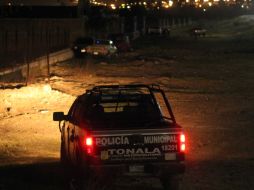 Policías municipales resguardaron el terreno donde se construirá el centro universitario. EL INFORMADOR /