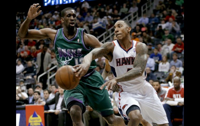 Los Hawks logran su quinto triunfo en los últimos diez juegos. AP /