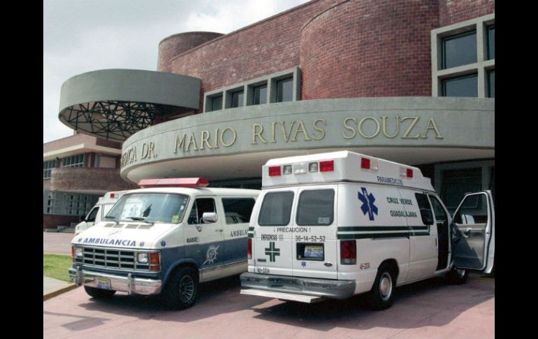 Los médicos advirtieron que los tomógrafos de la Cruz Verde no son prioridad en el área de urgencias. ARCHIVO /