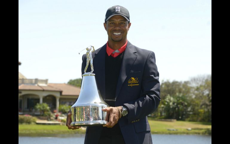 Woods vence a Justin Rose en Orlando y recupera el sitio de honor. AP /