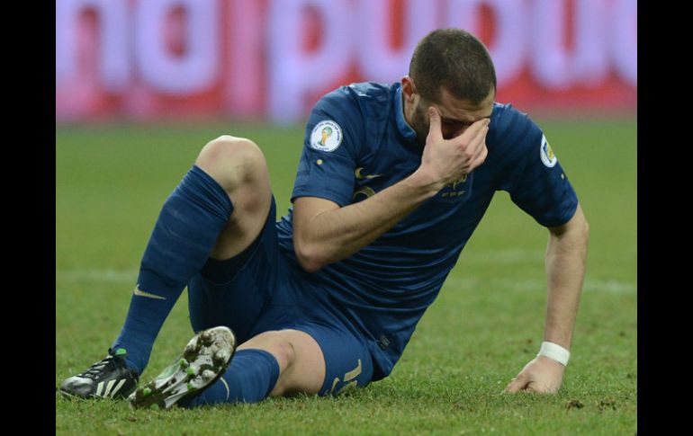 Karim Benzemá está batallando para encontrar el gol con su selección. AFP /