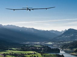 El aeroplano de SolarImpulse tiene un peso similar al de una camioneta tipo van. Imagen tomada del sitio web de la empresa. ESPECIAL /