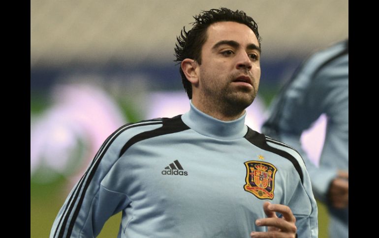 Xavi podría no estar disponible para el duelo ante el PSG en la Champions League. AFP /