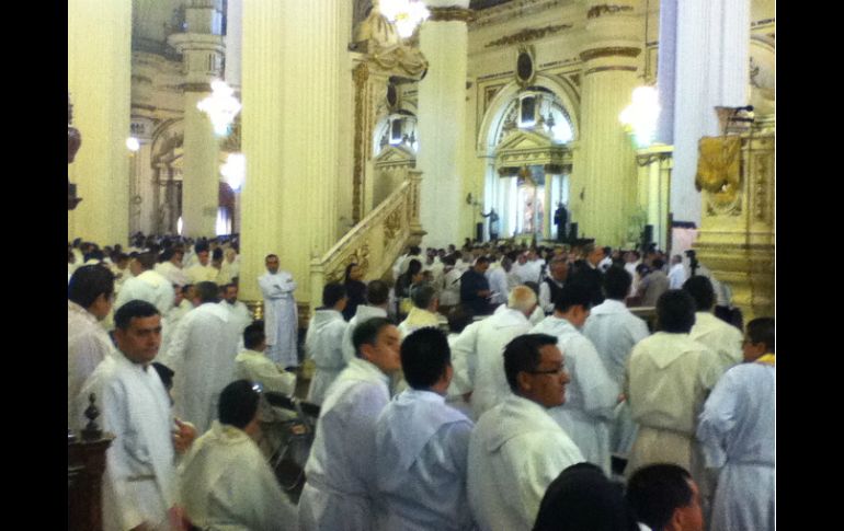 Esta mañana, el cardenal ofreció una misa de casi tres horas en la Catedral Metropolitana de Guadalajara, con motivo del Jueves Santo.  /