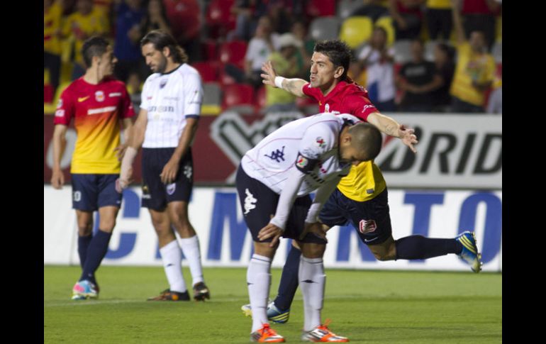 Los jugadores del Atlante lamentan el gol anotado por Mancilla. MEXSPORT /