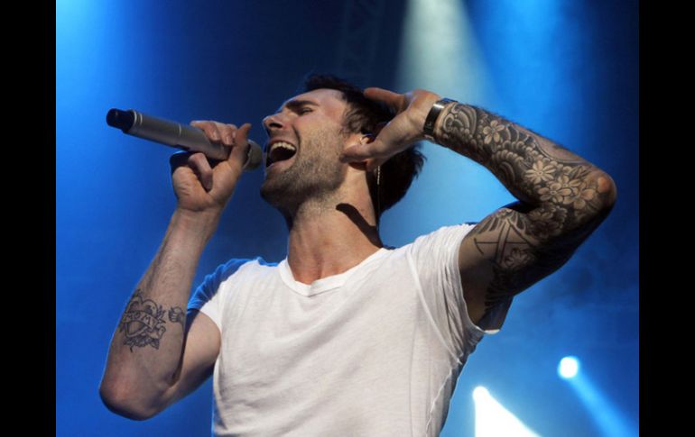 Adam Levine también está ocupado equilibrando su vida con ''The Voice'' de NBC. ARCHIVO /