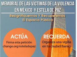 Ciudadanos colectan firmas para exigir a Peña Nieto que la Estela de Luz sea Memorial de Víctimas de la Violencia. ESPECIAL /