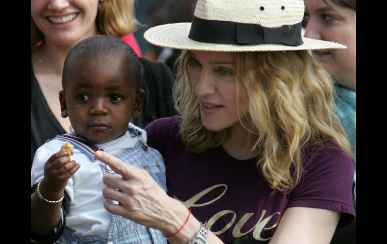 La escuela primaria que visita la reina del pop es una de las construidas por su organización ''Raising Malawi''. AP /