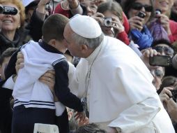 El Papa Francisco considera que la protección a los menores es importante para el testimonio y credibilidad de la Iglesia. ARCHIVO /