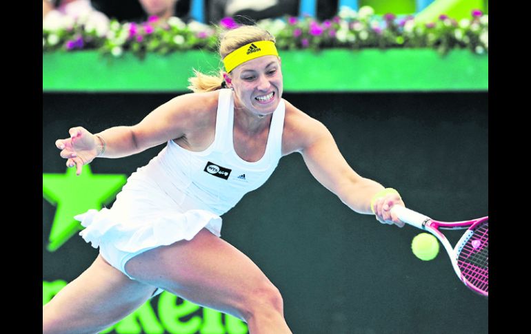 Candidata. Angelique Kerber disputó ayer su mejor partido en lo que va del torneo, para colocarse en la antesala de la gran final. EFE /