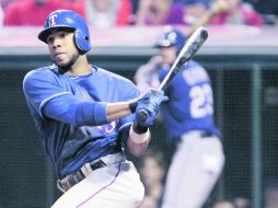 Nuevo millonario. Elvis Andrus es otro de los jugadores manejados por Scott Boras. AP /