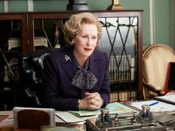 Meryl  Streep protagonizando Dama de hierro, una retrospectiva sobre la vida y carrera política de Margaret Thatcher. ARCHIVO /