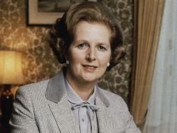 El Mandatario mexicano lamenta el fallecimiento de Thatcher a través de Twitter. ARCHIVO /