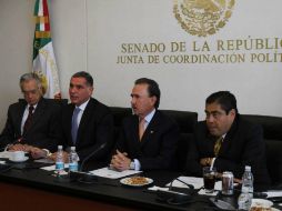 El gobernador de Oaxaca presenta la iniciativa de reforma educativa a la Jucopo. NTX /