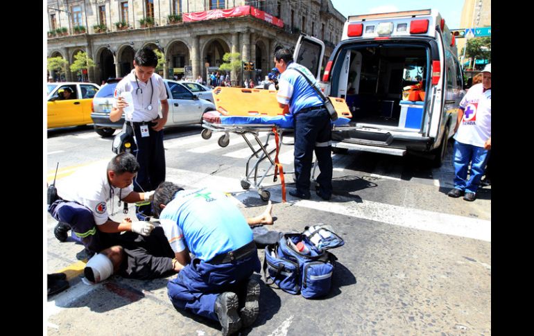 Autoridades señalan que invertirán en la creación de un programa de prevención integral, para reducir los accidentes de peatones. ARCHIVO /