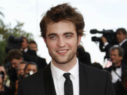 La revelación se presentó en una fiesta en la casa del actor Robert Pattinson. ARCHIVO /