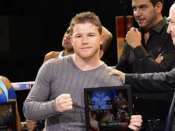 Saúl 'Canelo' Álvarez busca su segundo título ante Trout en Superwelter. MEXSPORT /