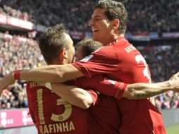 Jugadores del Bayern Munich celebran uno de los goles en contra del Nuremberg. AFP /