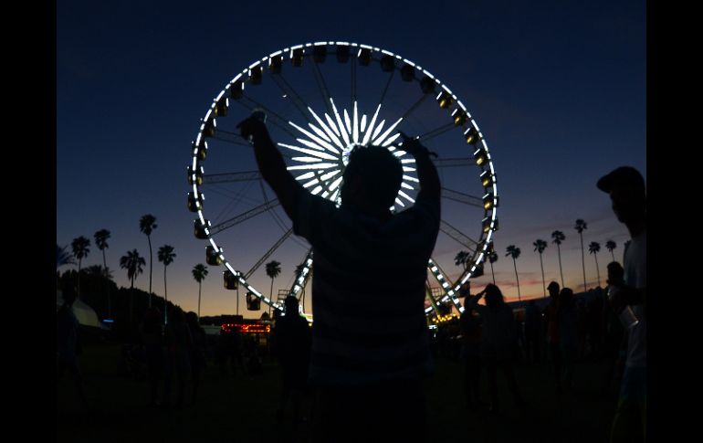 El festival de Coachella contó con música, sorpresas y celebridades que acudieron a disfrutar del espectáculo. AFP /