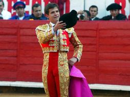 Julián López llama la atención para el festejo del 27 de abril. MEXSPORT /