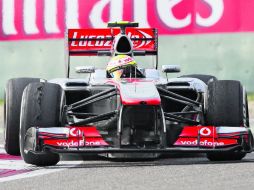 Desgaste. Sergio Pérez sólo paró dos veces en pits, pero no le alcanzó para meterse dentro de los 10 primeros. AP /