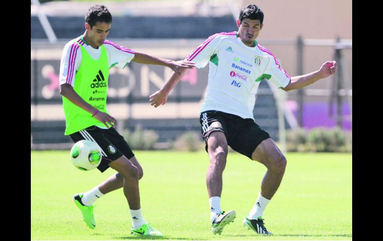 Los americanistas Diego Reyes y Javier ''Maza'' Rodríguez entrenan con el Tricolor como preparación para enfrentar a los peruanos. MEXSPORT /