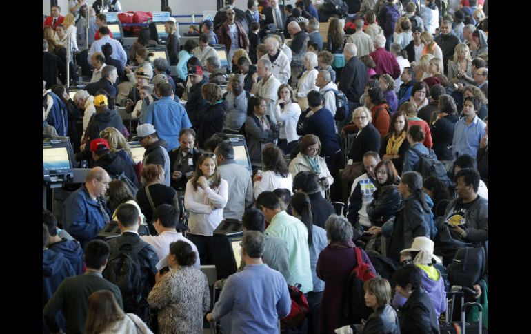 Hasta ahora, 770 vuelos de American Airlines y American Eagle han sido cancelados. AP /