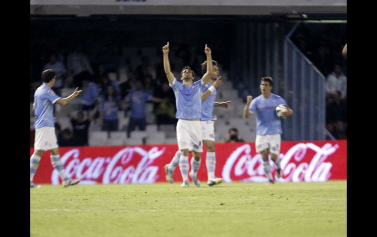 Con goles de Cristian Sapunaru y Mario Bermejo, el Celta obtiene la victoria sobre uno de sus rivales directos. EFE /