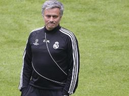 El técnico portugués durante el entrenamiento de hoy del Real Madrid. EFE /