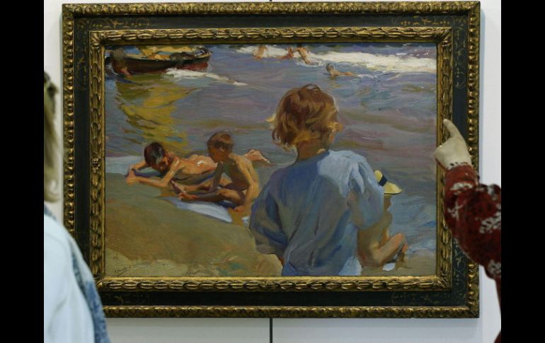 Cuadro de Joaquín Sorolla ''Niños en la playa'' que expone en Madrid la casa Sotheby's. EFE /