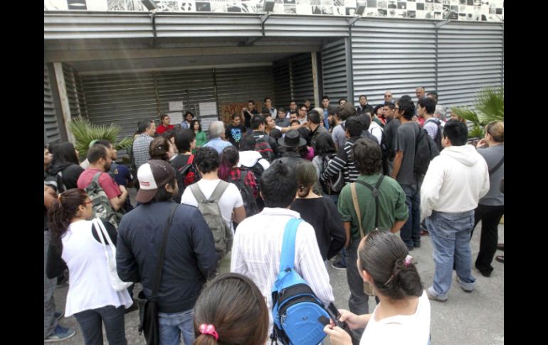 Los manifestantes permanecían en la rectoría en ''solidaridad'' con los manifestantes de la UNAM. SUN /