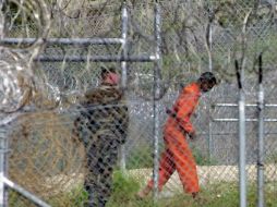 En el penal militar de Guantánamo hay 94 reclusos que realizan huelga de hambre. ARCHIVO /