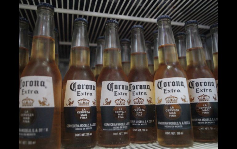 InBev ya es propietaria de 50 por ciento de Grupo Modelo, ahora obtendrá el control total de la empresa cervezera mexicana. ARCHIVO /