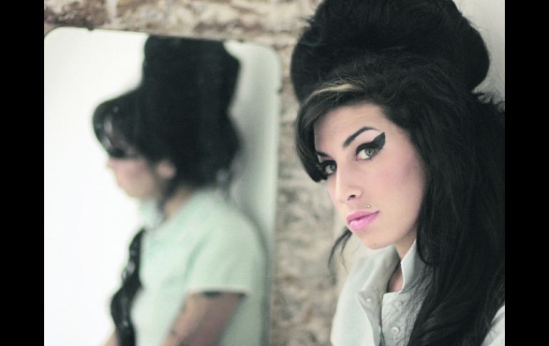 Vida corta pero intensa. El documental mostrará momentos de la vida de Winehouse nunca vistos antes. AP /