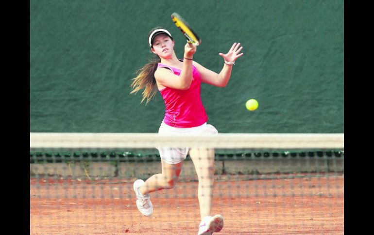 Paulina García es una de las participantes en el torneo que se disputa sobre las canchas de arcilla del Guadalajara Country Club. EL INFORMADOR /